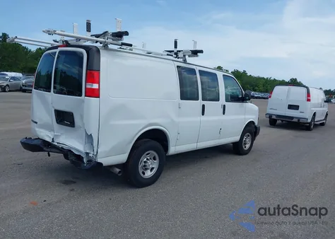 2023 Chevrolet Express Cargo Rwd 2500 Regular Wheelbase Wt из США, поврежденный, VIN 1GCWGAFP5P1217550